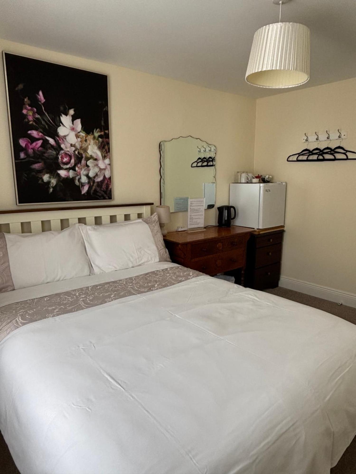Mary'S Of Mulranny Hotel Стая снимка