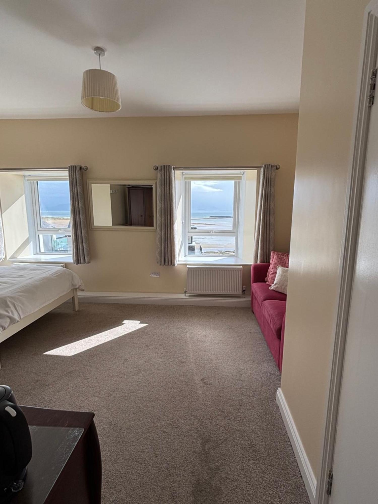 Mary'S Of Mulranny Hotel Стая снимка