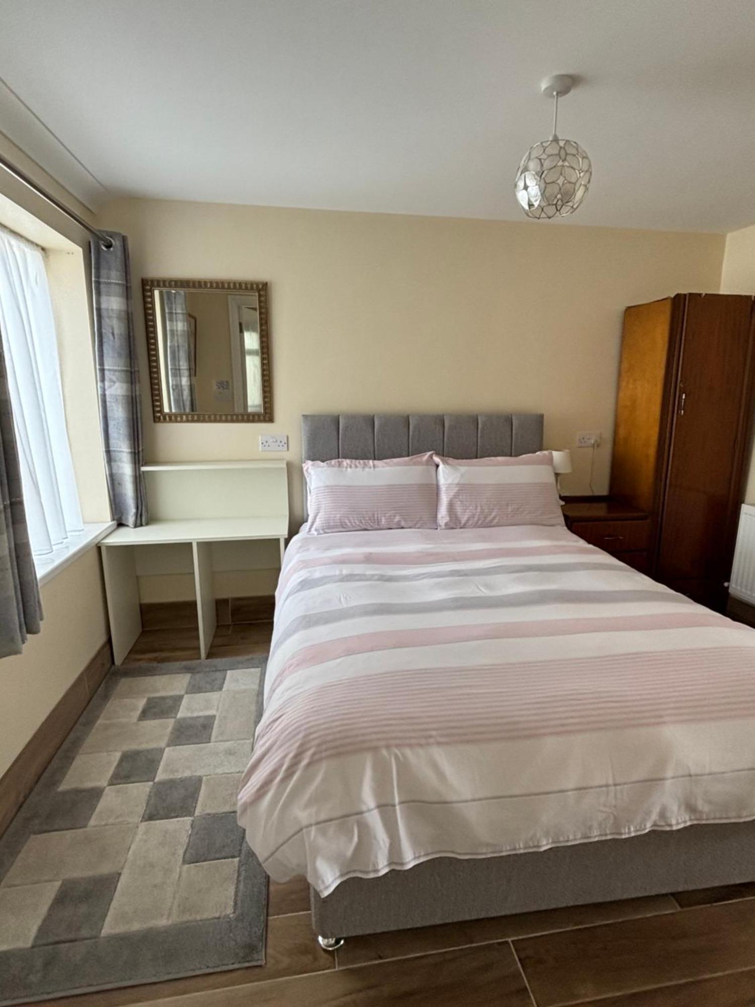 Mary'S Of Mulranny Hotel Стая снимка
