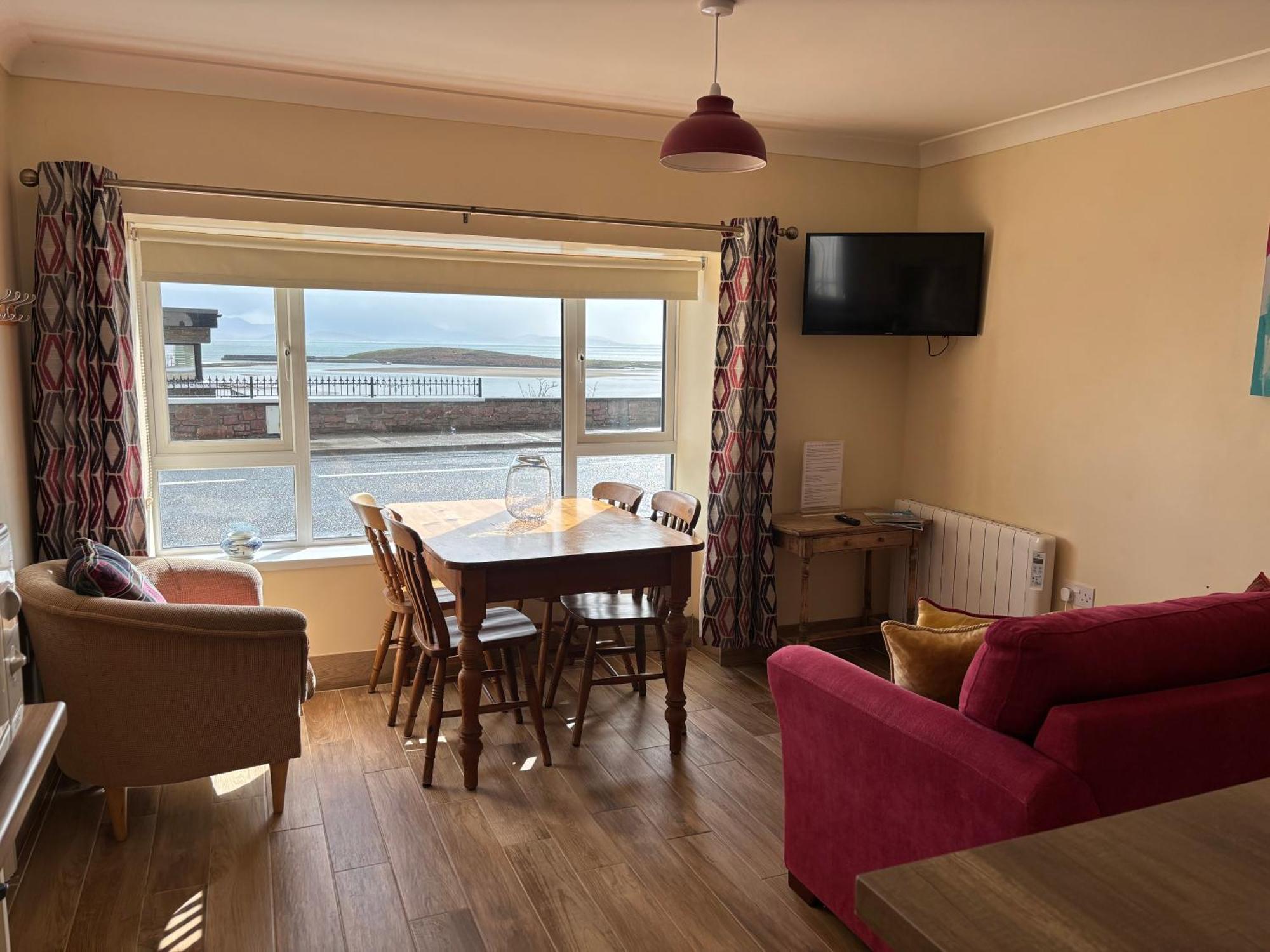 Mary'S Of Mulranny Hotel Стая снимка